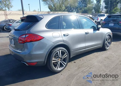 2011 Porsche Cayenne S из США, поврежденный, VIN WP1AB2A29BLA46016